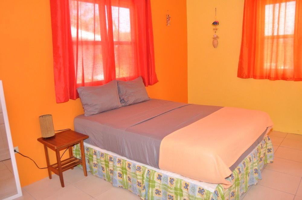 Restorations Tobago Hotel Crown Point Luaran gambar